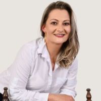 Justine Meneghel Da Silva